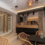 St. Clara Old Town 4*