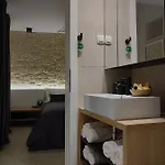 St. Clara Old Town Aparthotel 4*