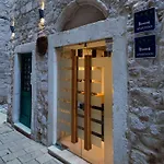 St. Clara Old Town Aparthotel Sibenik