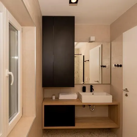 Aparthotel St. Clara Old Town