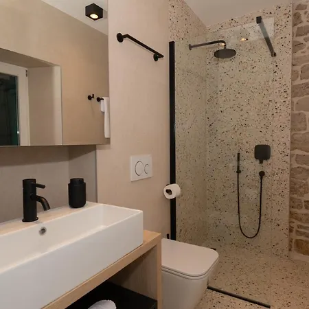 St. Clara Old Town 4* Šibenik