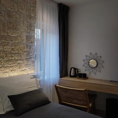St. Clara Old Town 4*