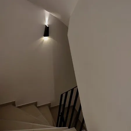 Aparthotel St. Clara Old Town 4*