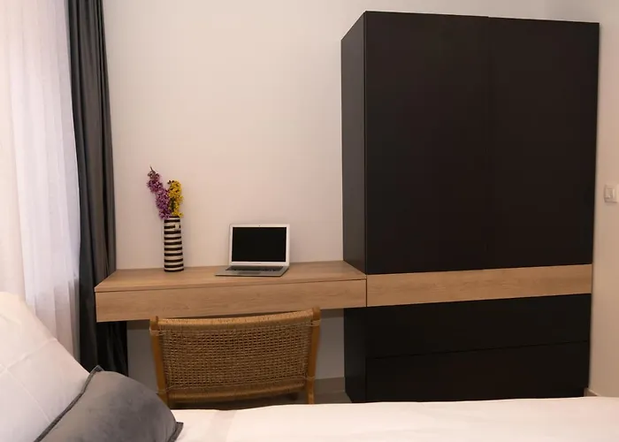 St. Clara Old Town 4*