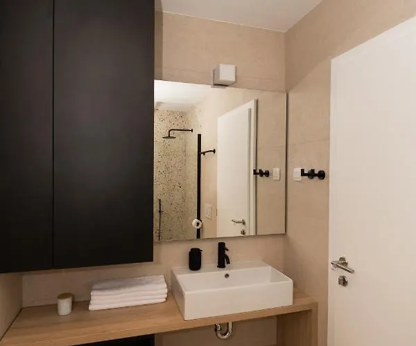 St. Clara Old Town 4*