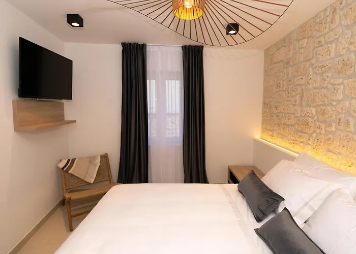 St. Clara Old Town Lejlighedshotel