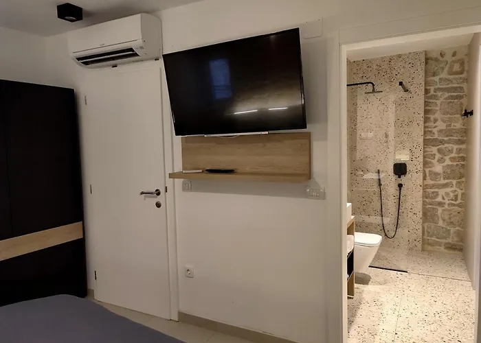 St. Clara Old Town Lejlighedshotel