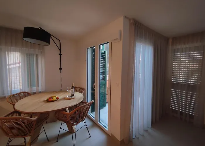 St. Clara Old Town Lejlighedshotel