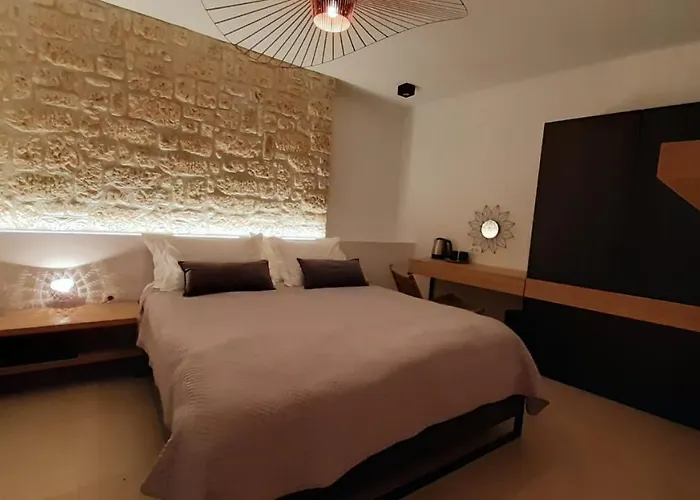 St. Clara Old Town Lejlighedshotel 4*